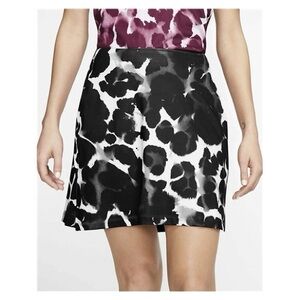 Nike Black and White Golf or Tennis Skirt